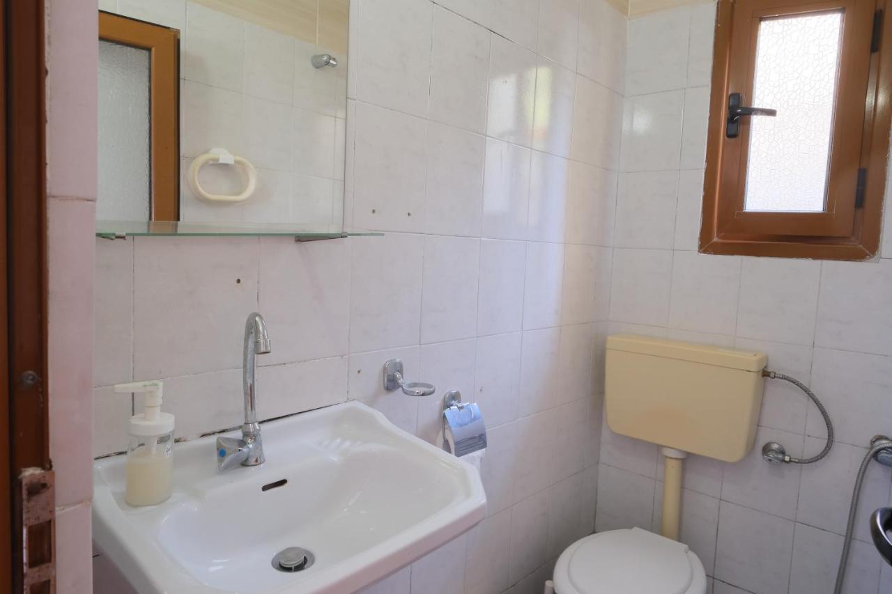 Mehilli Hotel Dhërmi Exteriér fotografie