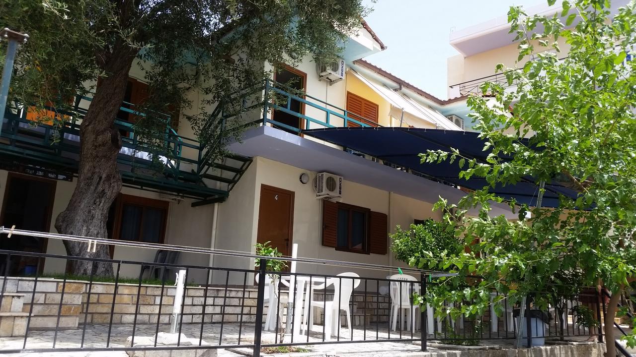 Mehilli Hotel Dhërmi Exteriér fotografie