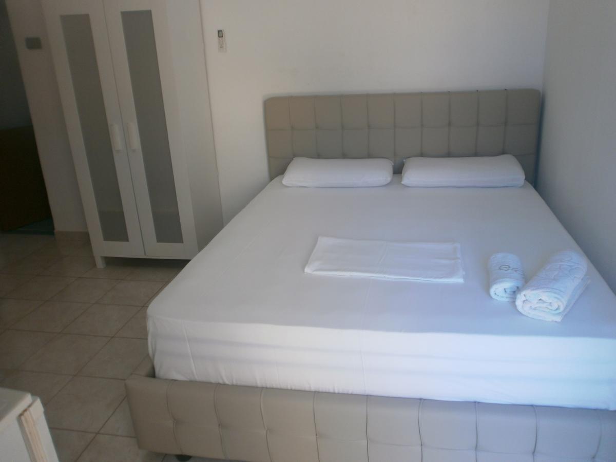 Mehilli Hotel Dhërmi Exteriér fotografie